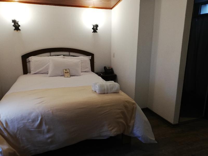 San Agustin Colonial Hotel 3*